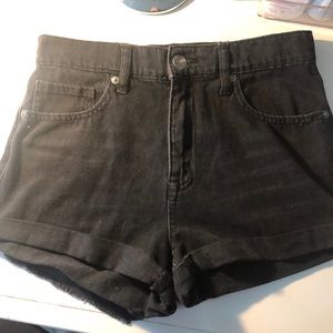 Aero jean mom shorts